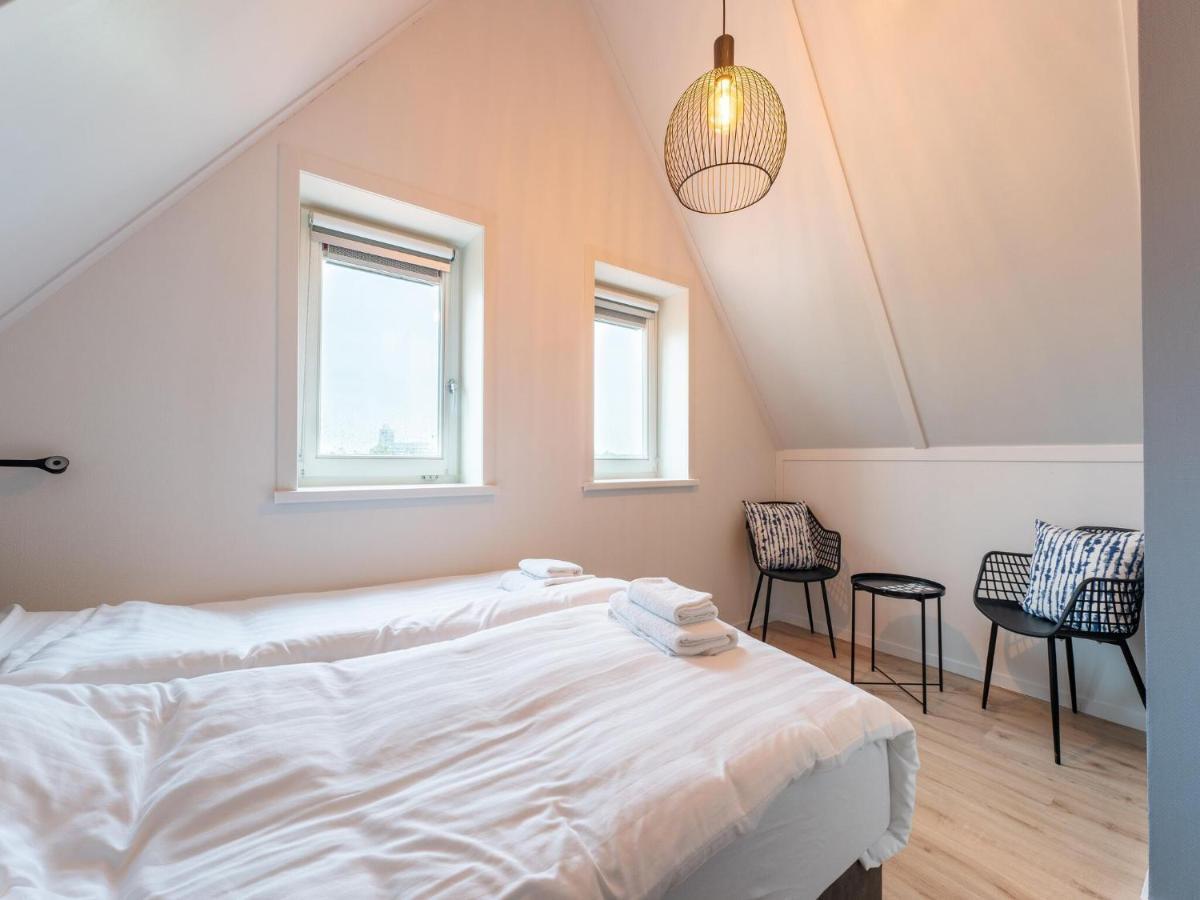 Modern Holiday Home By The Sea With Sauna Scherpenisse Экстерьер фото